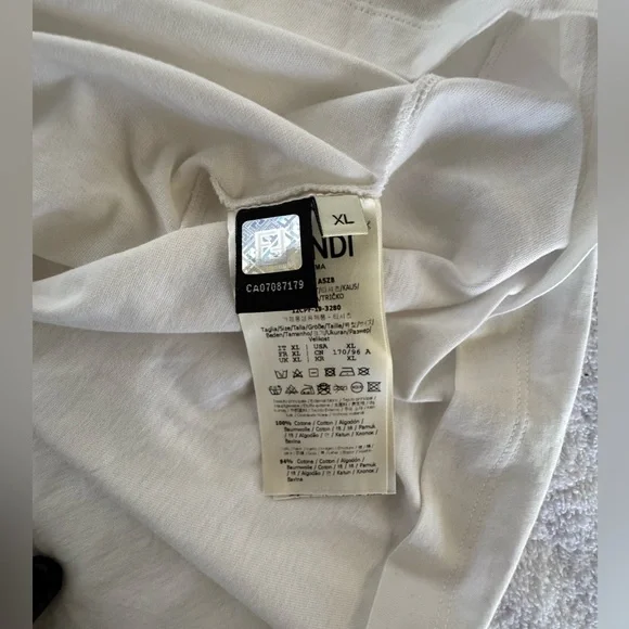 Fendi White Gloria T-Shirt, Unisex.
